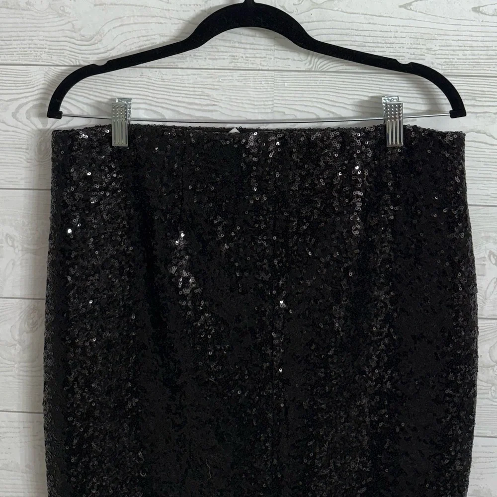 Torrid Black Sequin Pencil Skirt - Picture 6 of 10